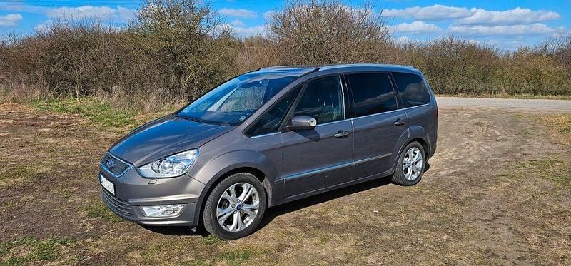 Gebraucht Ford Galaxy Titanium 203 PS (149 kW) 2012 Grau Van / Kleinbus