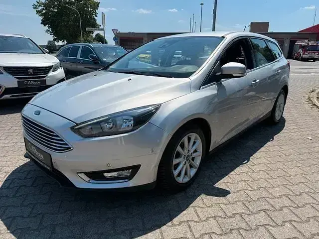 Gebraucht Ford Focus Titanium 150 PS (110 kW) 2017 Silber Limousine