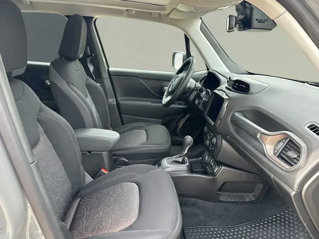 Gebraucht Jeep Renegade 181 PS (133 kW) 2024 Grau SUV