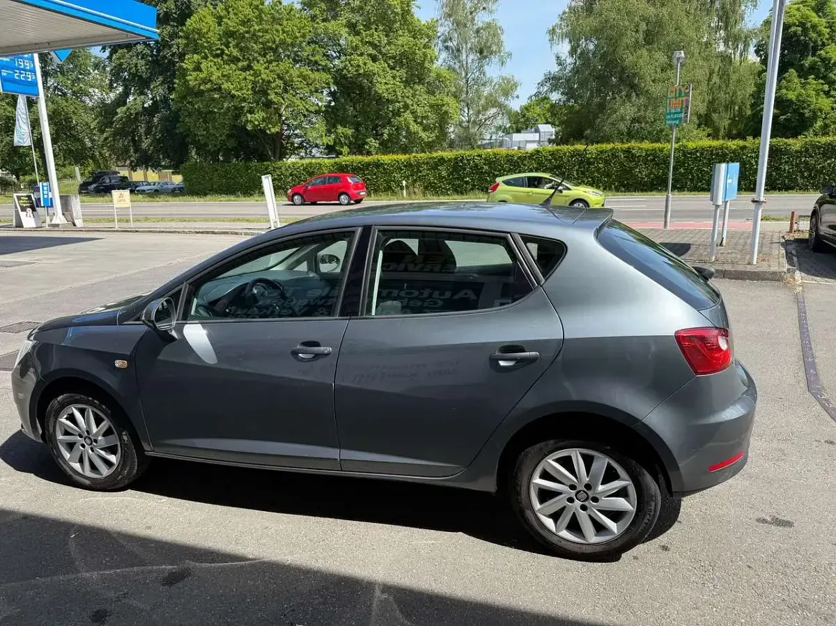 Gebraucht Seat Ibiza Style 86 PS (63 kW) 2014 Grau Limousine