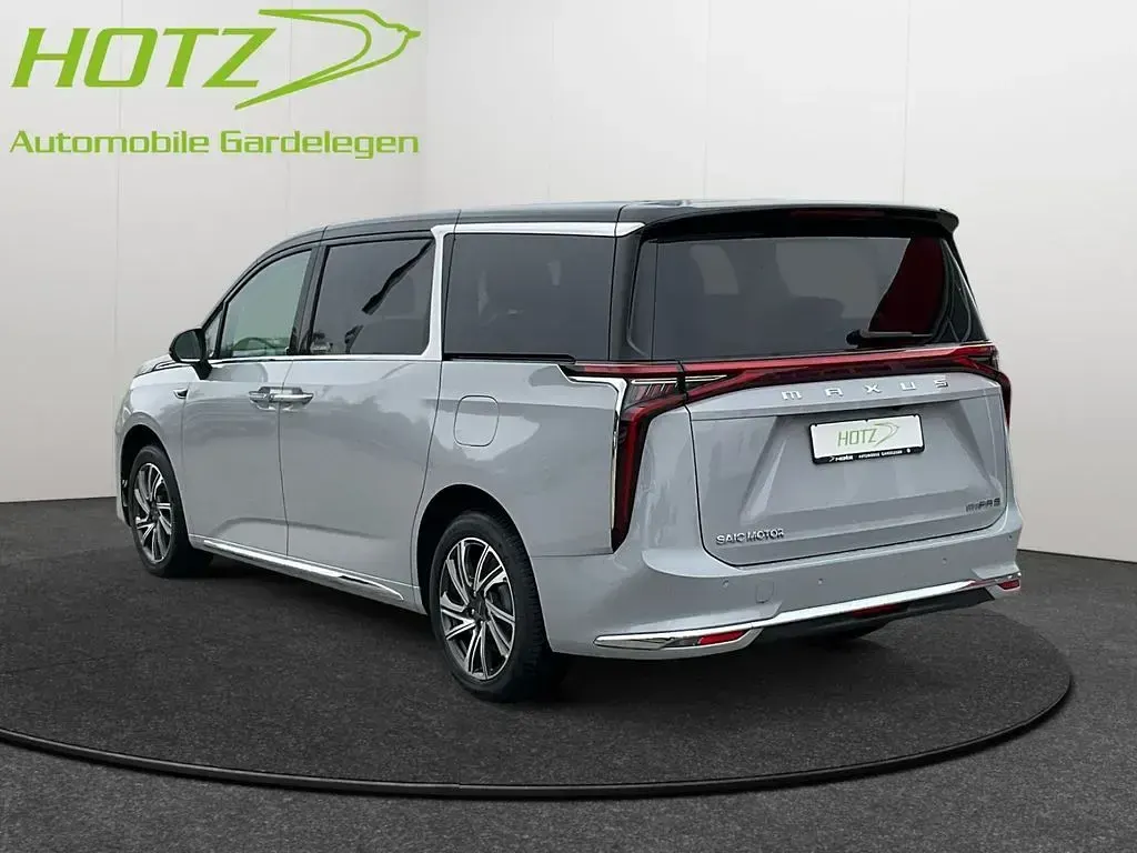 Usata Maxus MIFA 9 180 kW (245 CV) 2024 Nero Monovolume