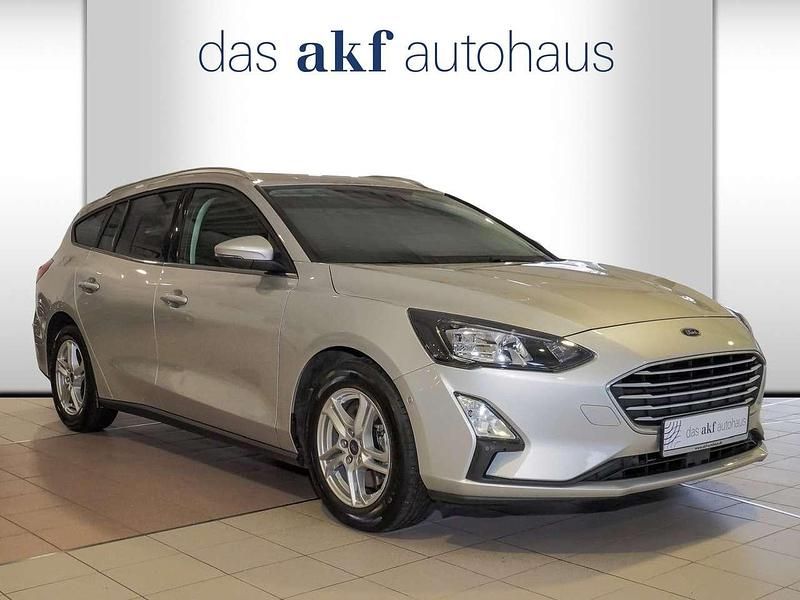 Gebraucht Ford Focus Cool & Connect 95 PS (69 kW) 2022 Polarsilber Kombi