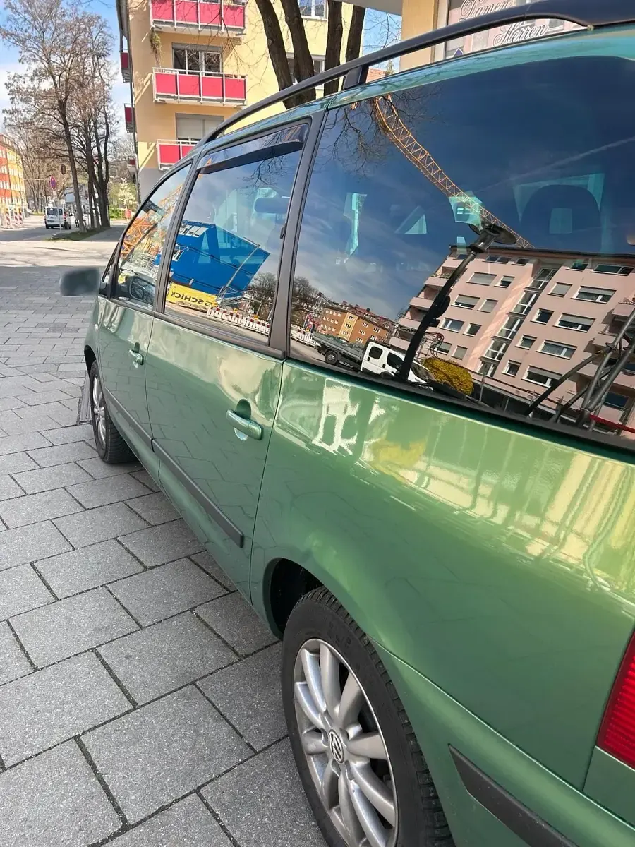Używany VW Touran 140 KM (102 kW) 2003 Zielony Minivan
