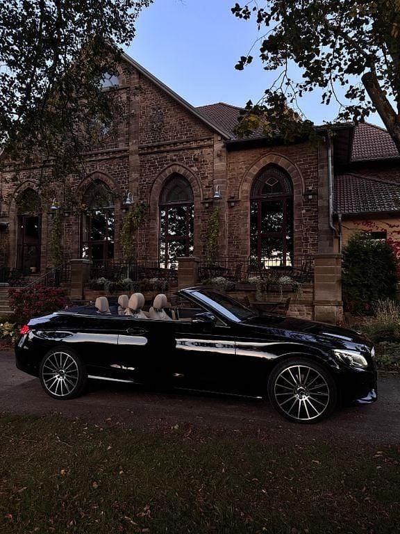 Gebraucht Mercedes C220 170 PS (125 kW) 2018 Schwarz Cabrio