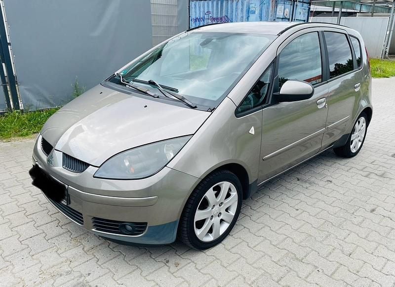 Gold Gebraucht 2007 Mitsubishi Colt Limousine | 1.290 € (Fairer Preis) - Bild 1/4