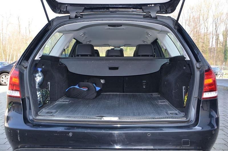 Gebraucht Mercedes E200 136 PS (100 kW) 2016 Schwarz Kombi