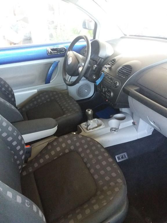 Gebraucht VW Beetle 116 PS (85 kW) 1999 Blau Kleinwagen