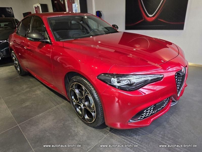 Neu Alfa Romeo Giulia 280 PS (205 kW) 2026 Rot Limousine