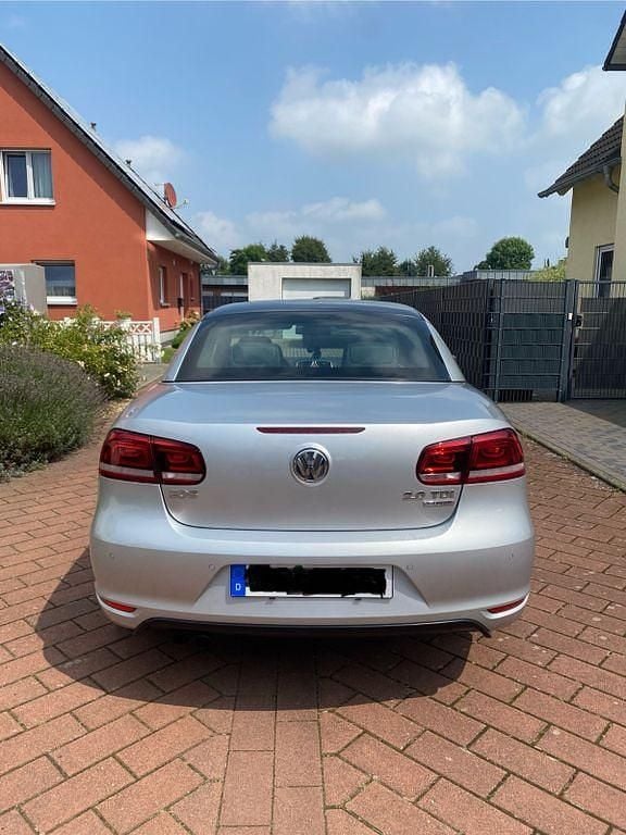 Second-hand VW Eos Cup 140 CP (102 kW) 2015 Argintiu Cabrio