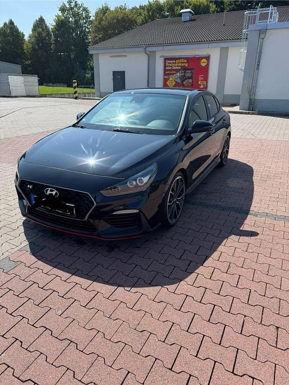 Schwarz Gebraucht 2019 Hyundai i30 N Performance Limousine | 22.999 € (Fairer Preis) - Bild 1/4