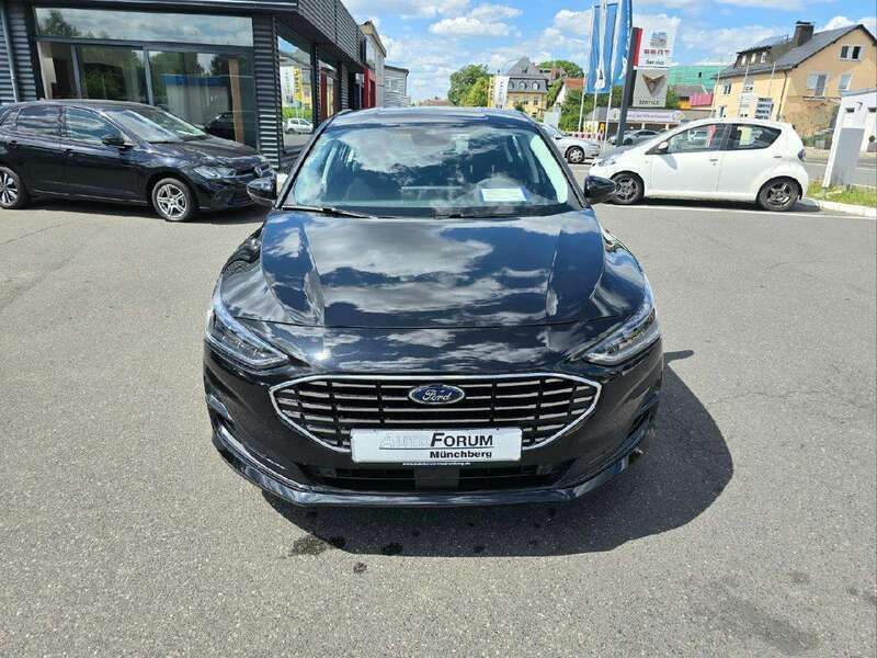 Neu Ford Focus Titanium 125 PS (91 kW) 2025 Obsidianschwarz metallic Limousine