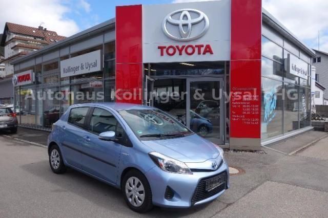 Gebraucht Toyota Yaris Life 75 PS (55 kW) 2012 Blau metallic Kleinwagen