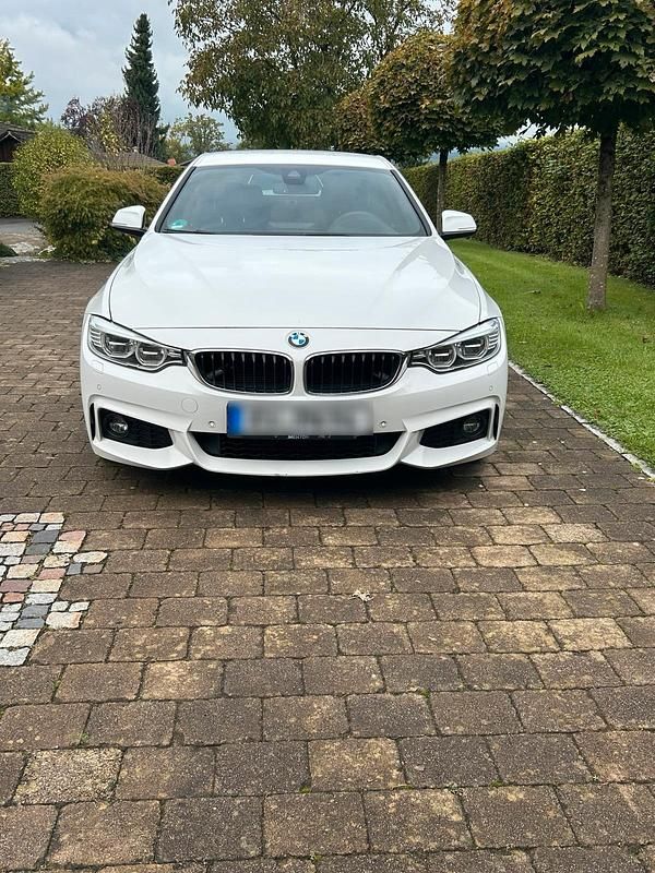 Weiß Gebraucht 2014 BMW 425 M Sport Coupé | 21.000 € - Bild 1/4