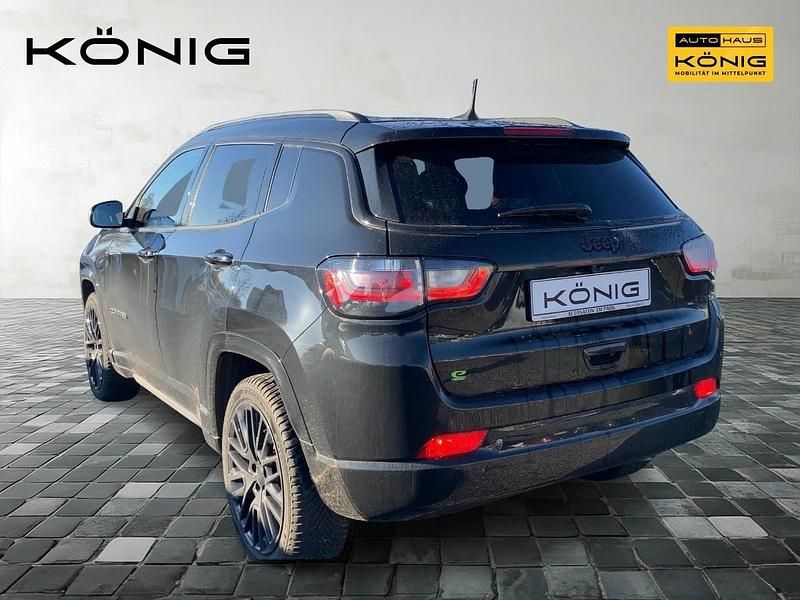 Gebraucht Jeep Compass Altitude 131 PS (96 kW) 2023 Schwarz SUV