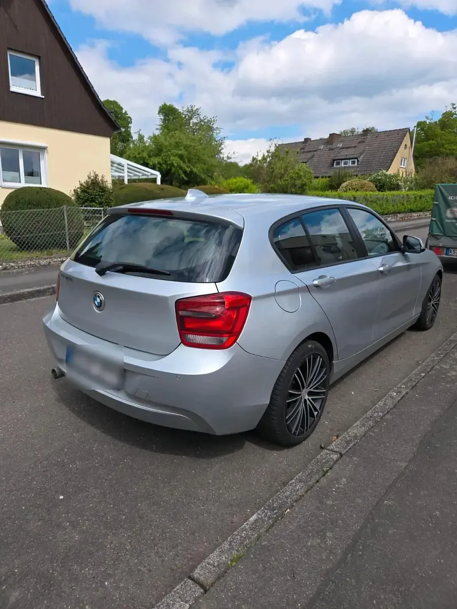 Gebraucht BMW X1 143 PS (105 kW) 2011 Silber SUV
