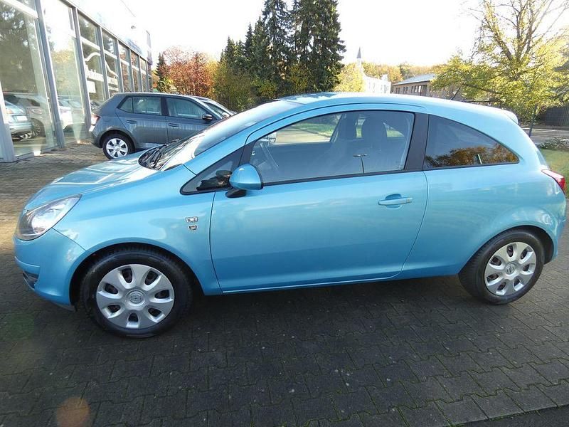 Blau Gebraucht 2010 Opel Corsa Edition Kombi | 4.500 € (Fairer Preis) - Bild 1/4