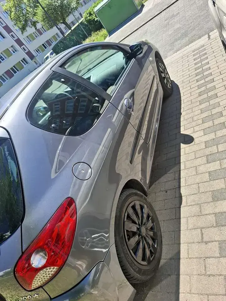 Gebraucht Peugeot 206 60 PS (44 kW) 2009 Limousine