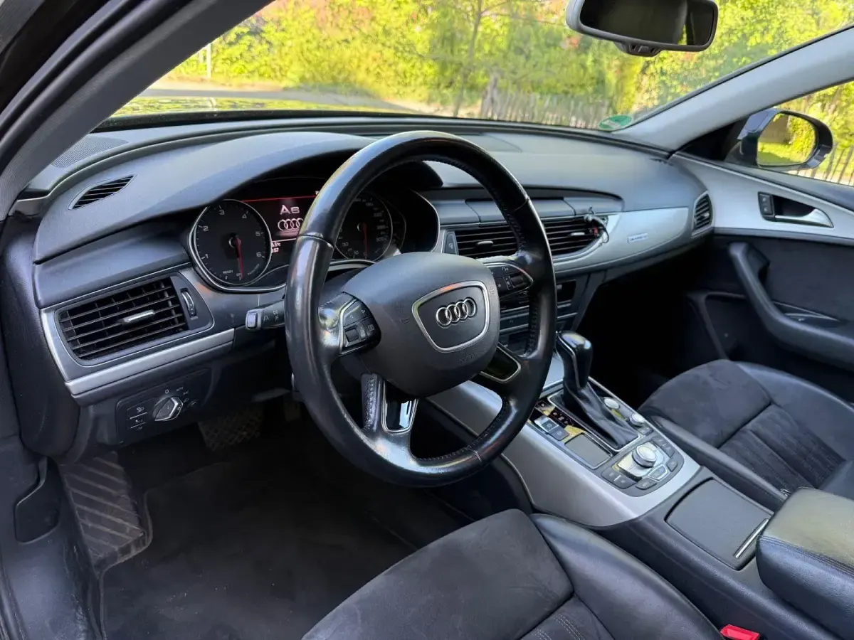 Gebraucht Audi A6 Sport 272 PS (200 kW) 2015 Schwarz Limousine