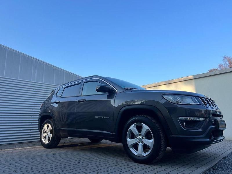 Gebraucht Jeep Compass Longitude 140 PS (102 kW) 2018 Grau SUV
