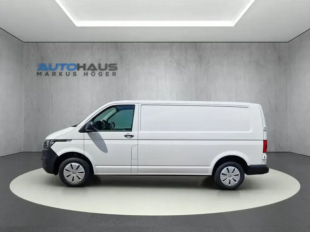 Gebraucht VW Transporter Comfortline 150 PS (110 kW) 2024 Candyweiß Van