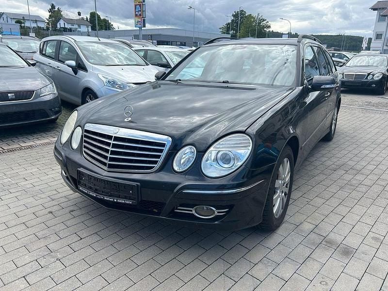 Schwarz Gebraucht 2009 Mercedes E320 Kombi | 3.350 € (Superpreis) - Bild 1/4