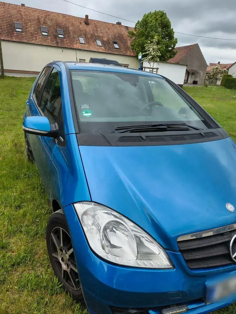 Gebraucht Mercedes A150 95 PS (69 kW) 2009 Blau Van / Kleinbus