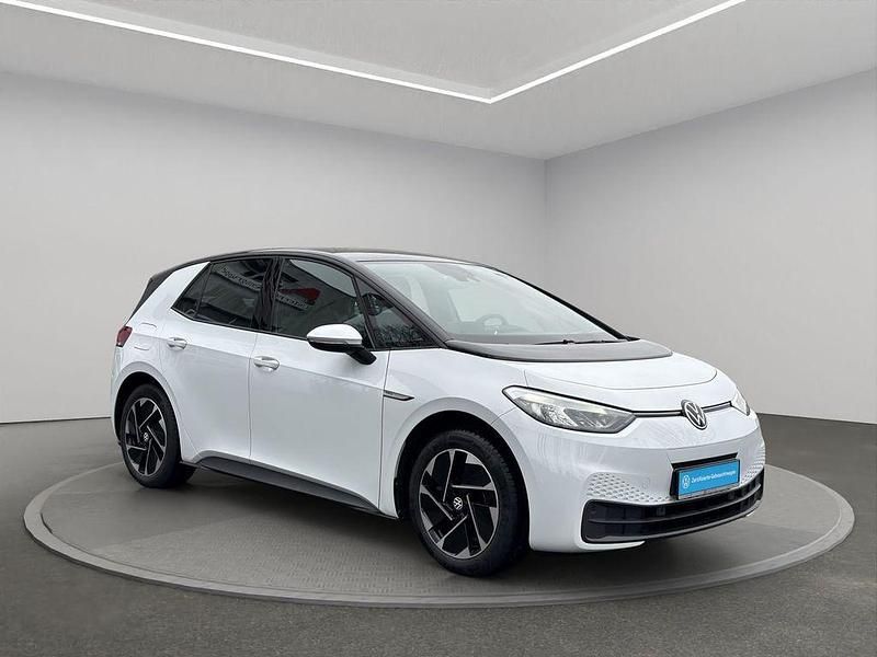 Gebraucht VW ID.3 Pro Performance 150 kW (204 PS) 2022 Gletscherweiß metallic schwarz Kleinwagen