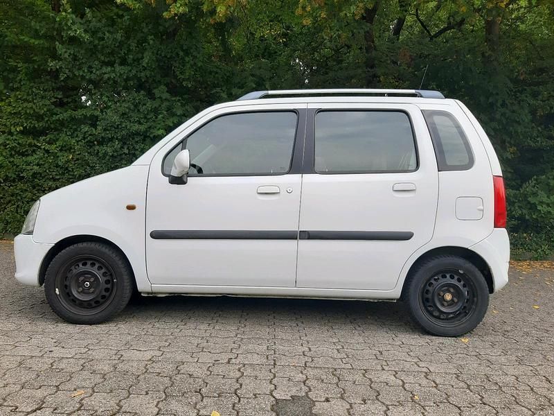 Gebraucht Opel Agila 75 PS (55 kW) 2005 Weiß Van / Kleinbus
