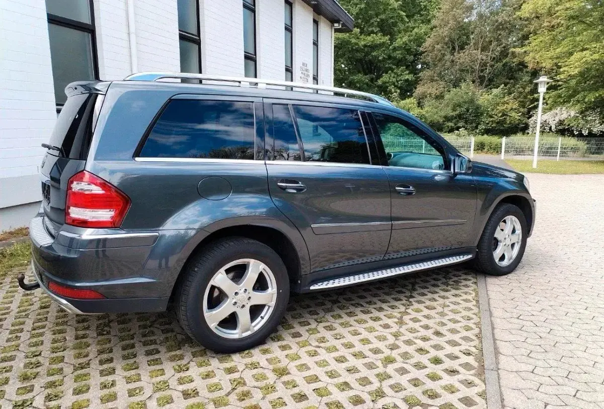 Gebraucht Mercedes GL450 AMG 306 PS (225 kW) 2010 Silber SUV