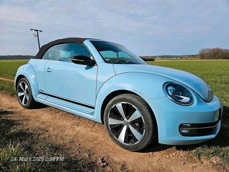 Używany VW Beetle 105 KM (77 kW) 2015 Niebieski Hatchback