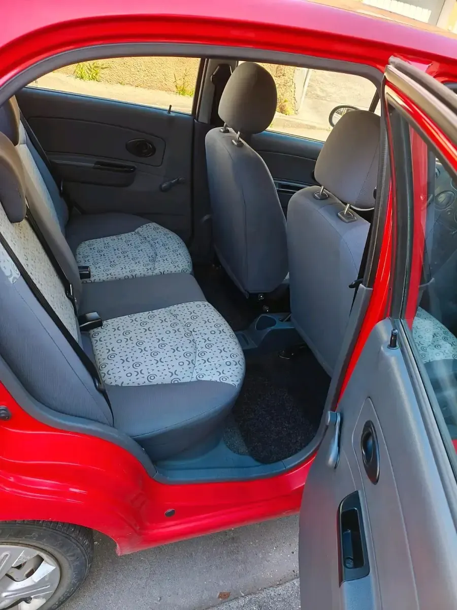Gebraucht Chevrolet Matiz 52 PS (38 kW) 2010 Rot Kleinwagen