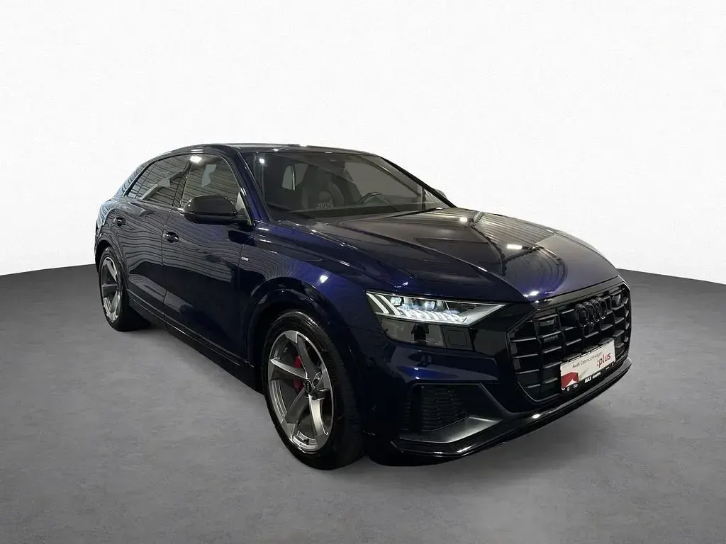 Gebraucht Audi Q8 Competition 286 PS (210 kW) 2023 Navarrablau metallic SUV