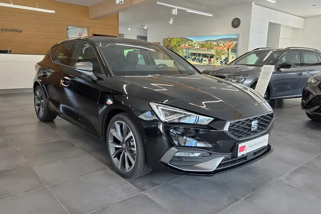 Neu Seat Leon FR 150 PS (110 kW) 2026 Schwarz Limousine