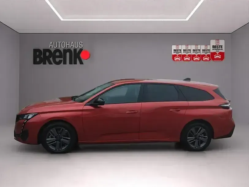 Gebraucht Peugeot 308 Style 131 PS (96 kW) 2024 Rot Kombi