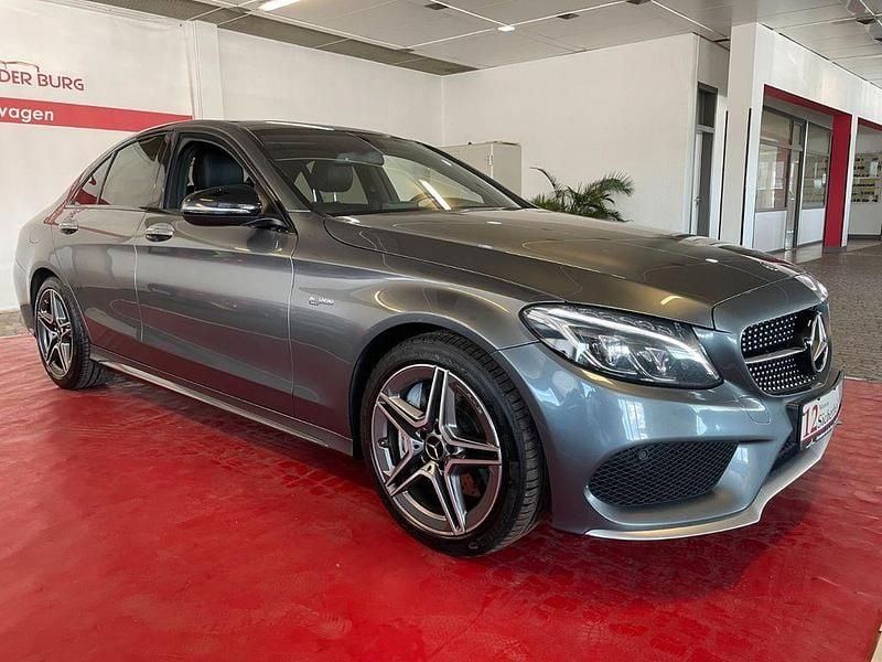 Grau Gebraucht 2017 Mercedes C43 AMG AMG Limousine | 28.690 € (Guter Preis) - Bild 1/4
