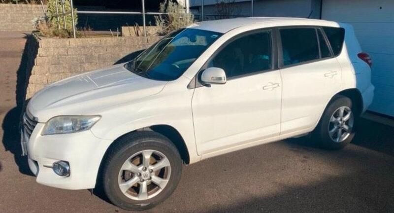 Weiß Gebraucht 2010 Toyota RAV4 SUV | 5.555 € (Superpreis) - Bild 1/4