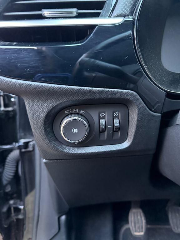 Gebraucht Opel Corsa 101 PS (74 kW) 2022 Schwarz Kleinwagen