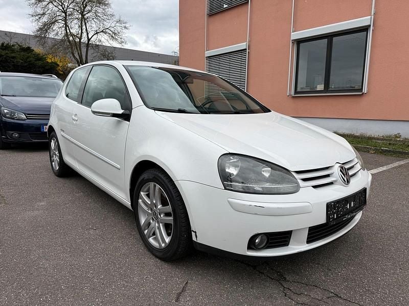 Gebraucht VW Golf S 80 PS (58 kW) 2008 Weiß Coupé