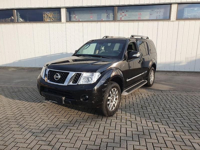 Schwarz Gebraucht 2011 Nissan Pathfinder SUV | 7.400 € (Superpreis) - Bild 1/4