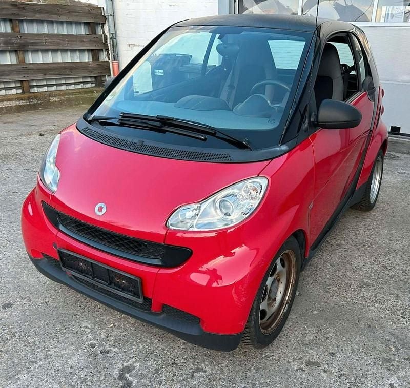 Gebraucht Smart ForTwo Coupé 61 PS (44 kW) 2010 Rot Coupé