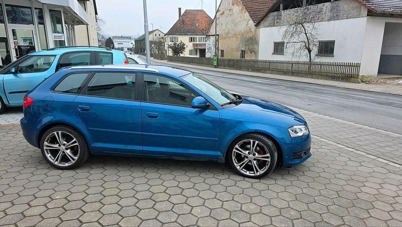 Gebraucht Audi A3 160 PS (117 kW) 2009 Blau Kleinwagen