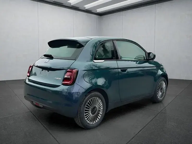 Gebraucht Fiat 500C 65 PS (47 kW) 2026 Grün Cabrio
