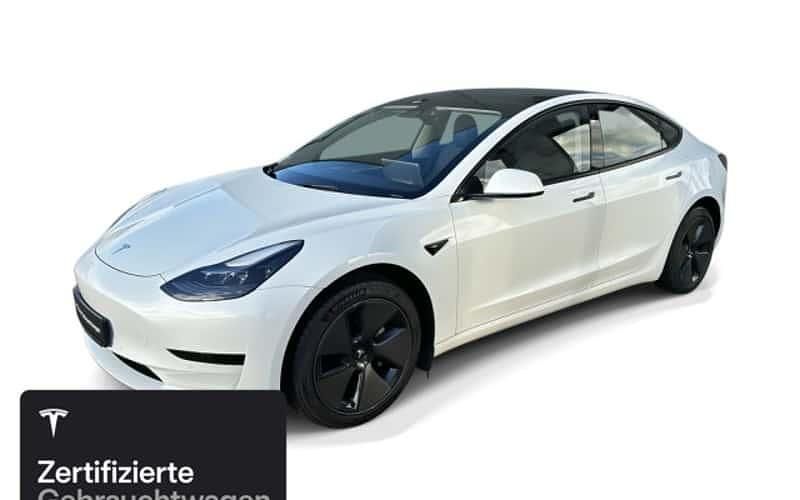 Weiß Gebraucht 2021 Tesla Model 3 RWD Limousine | 25.600 € (Fairer Preis) - Bild 1/4