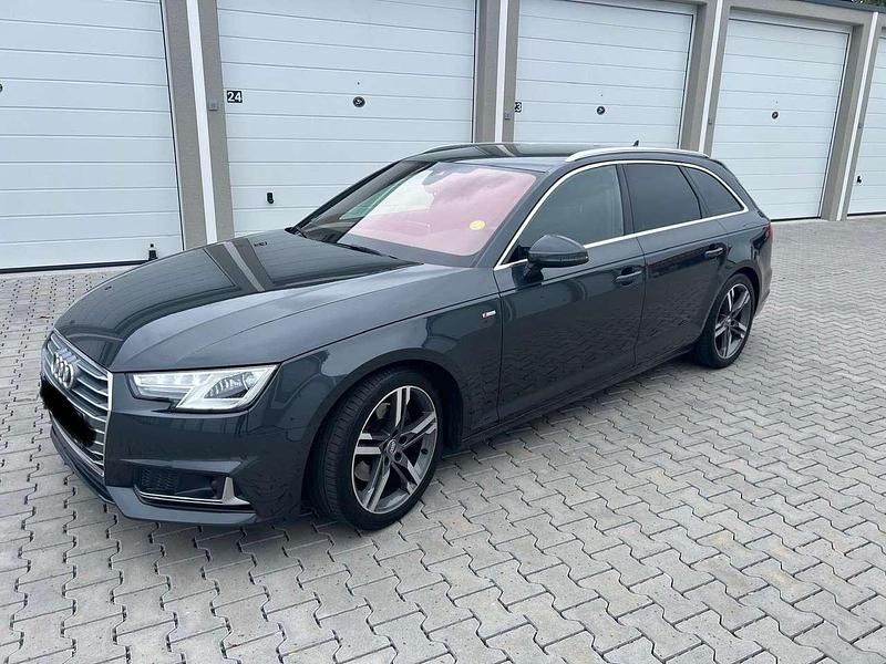 Gebraucht Audi A4 Comfort 150 PS (110 kW) 2019 Andere farben Kombi