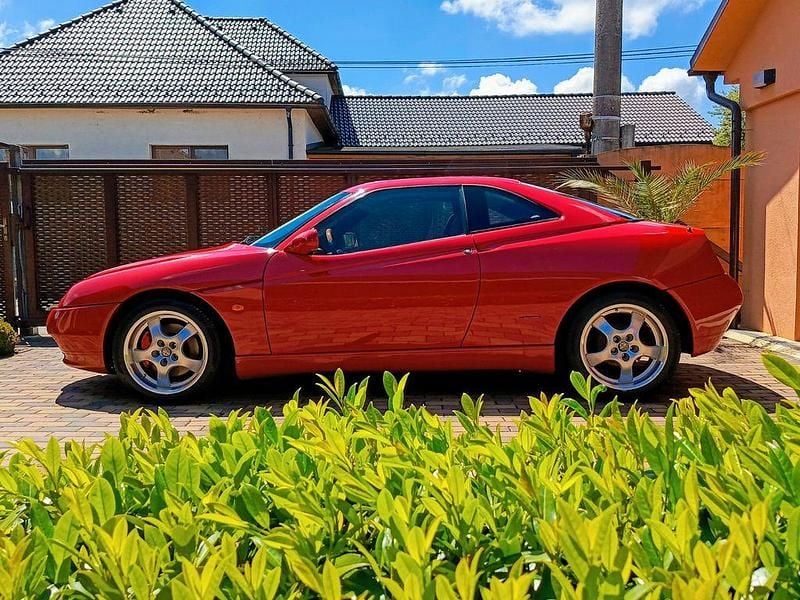 Rot Gebraucht 1998 Alfa Romeo GTV Lusso | 7.000 € - Bild 1/4