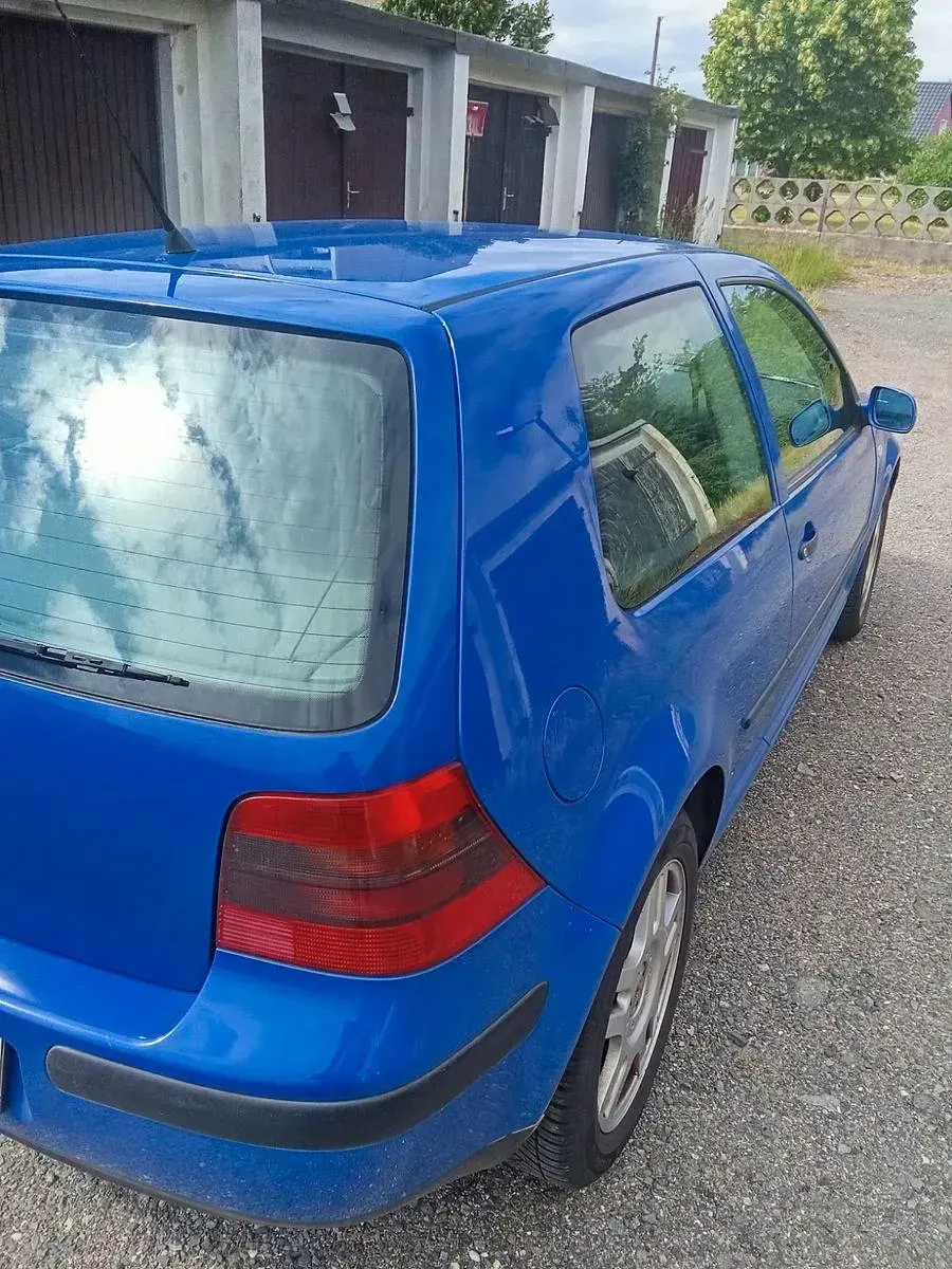 Gebraucht VW Golf IV Edition 75 PS (55 kW) 2000 Blau Limousine