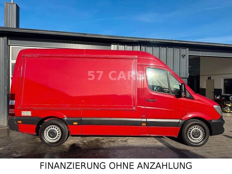 Gebraucht Mercedes Sprinter 95 PS (69 kW) 2015 Rot Van