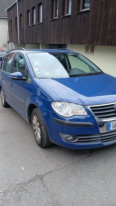 Gebraucht VW Touran 101 PS (74 kW) 2009 Blau Van / Kleinbus