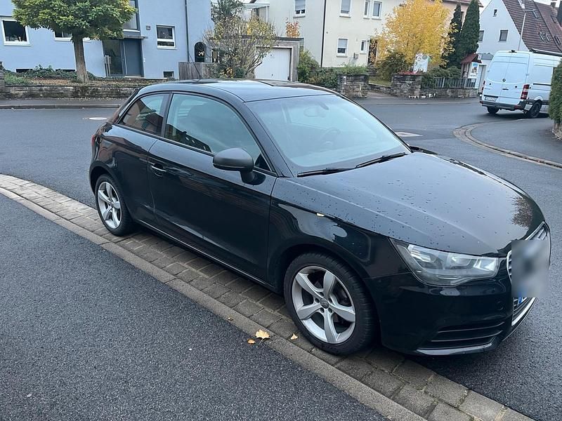 Gebraucht Audi A1 86 PS (63 kW) 2011 Schwarz Kleinwagen