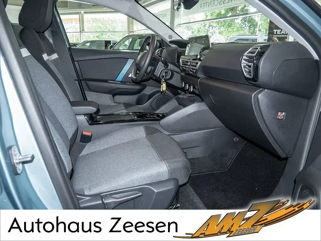 Gebraucht Citroën e-C4 Feel 100 kW (136 PS) 2023 Islandblau (metallic) Limousine